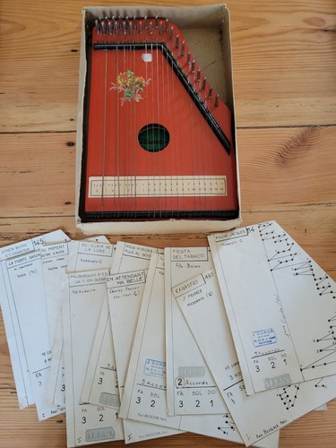 Cithare impériale harpe - cithare,