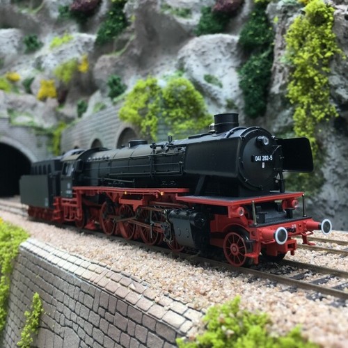 Locomotive 041 282 - 282-5, ep