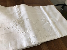 ANCIEN SUPERBE DRAP BRODÉ