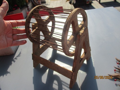 Ancienne roue hamster - ancienne, à