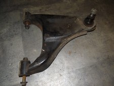 triangle inférieur avant