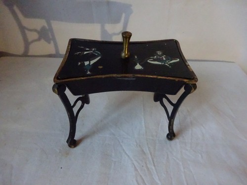 Petite table laiton massif - ,