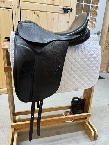 County dressage saddle - county,