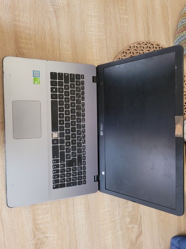 Asus r702u intel - core, i3