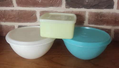 Tupperware vintage lot - tupperware,
