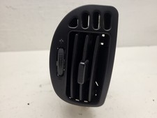 Grille aération avant