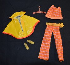 Ancienne tenue poupée BARBIE