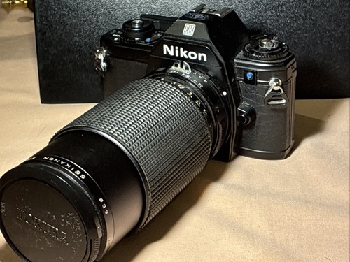 Nikon objectif zoom - em,