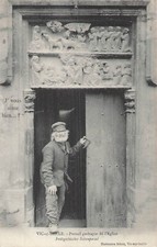 57 - VIC-SUR-SEILLE - GOTHIC PORTAL OF THE CHURCH - 111022