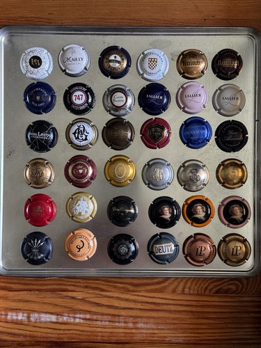 Lot capsules champagne - 36,