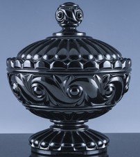 TOP QUALITY BACCARAT FRANCE BLACK AMETHTST RUSSIAN PATTRN LIDDED CANDY DISH BOWL