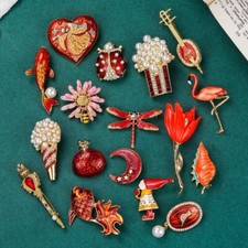 Vintage Palace Plant Flower Baroque Brooch Red Enamel Pearl Brooch Pin