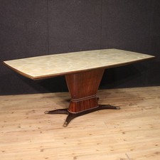 Grande table à manger