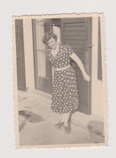 Vintage Photo ?️ Suzy Catry Smiling Roller Skates April 1952