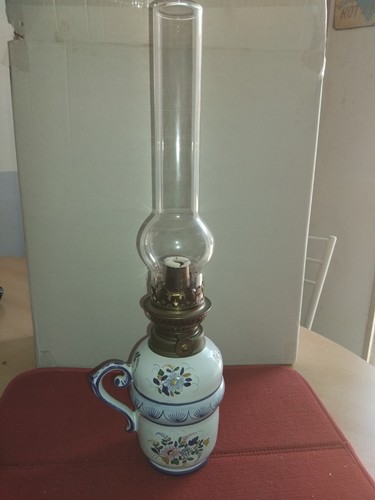 Lampe pétrole faience - pétrole,