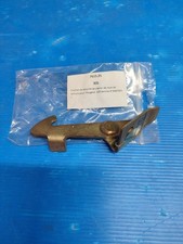 Crochet de sécurité de panier de roue de secours pour: Peugeot: 305 Berline N°89