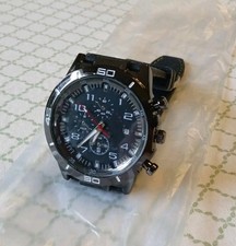 Montre à aiguilles neuve