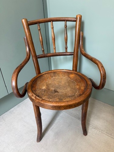 Ancienne chaise bois enfant - en,