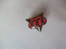 PINS  CHAUSSURE  BATA