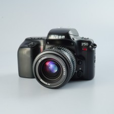 EXCELLENT Nikon F50 ( N50 ) + Objectif Zoom AF NIKKOR 35-70mm F/3.3-4.5