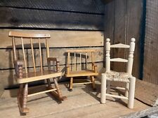 Ensemble de 3 meubles de poupée, chaise et rocking-chair en bois