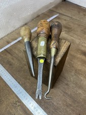 Lot 3 outils anciens Tapissier