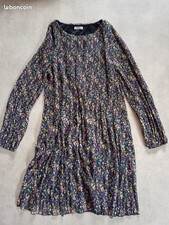 Très Belle Robe Fleurie