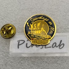 Pin's-BATEAU-SAUVETAGE EN