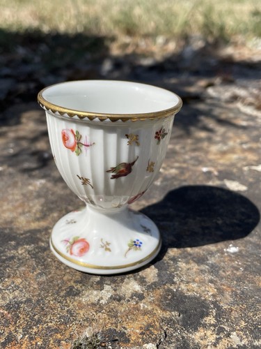 Coquetier porcelaine mehun - de,