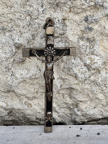 Grand crucifix ancien bois - crucifix,