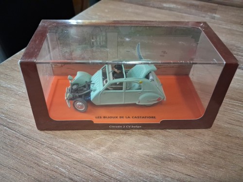 Tintin voiture atlas - tintin, en