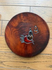 Plateau rond sculpté château