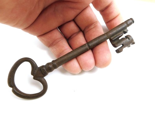 136mm old wrought iron - , wrench