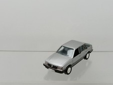 Gama 1141 Opel Ascona Gris
