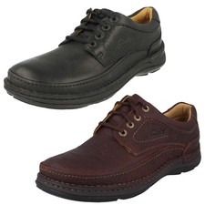 Chaussures À Lacets Clarks