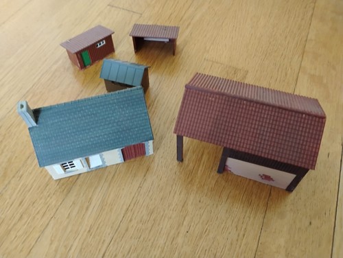Ferme hangar maisonnettes - et,