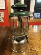 Vintage Coleman lantern model L427, Made In Toronto Canada # 3 2 On Tank