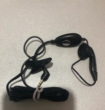 New. Original Motorola Black Earbud On/Off Switch And Clip SYN8419