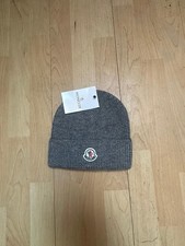 Bonnet Moncler Neuf