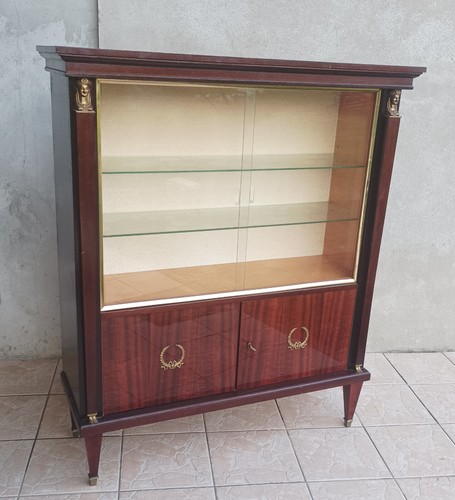 Vitrine style empire - style, en