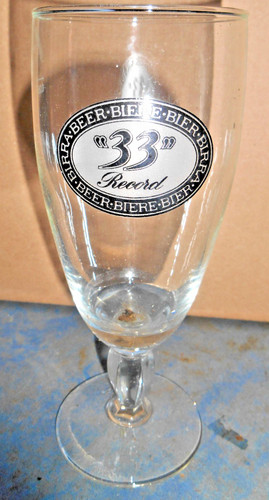 Ancien verre pub - biere, a