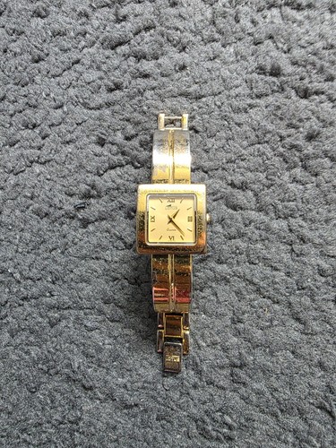 Lotus montre bracelet femme