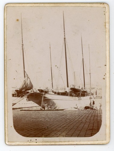 Photo yacht landais - un,
