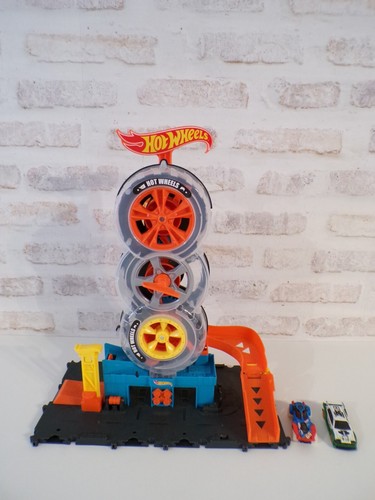 Circuit hot wheels city - hot,