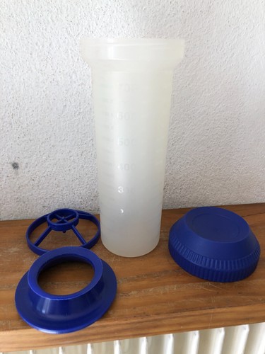 Tupperware grand shaker - ❤️,