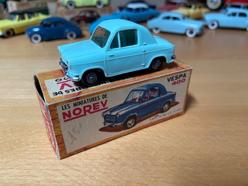 Norev plastique ancienne vespa - norev,