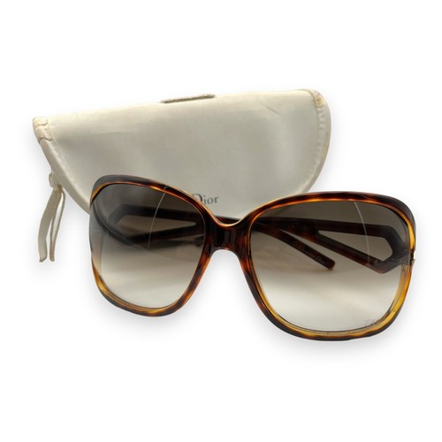 Lunettes soleil carrées - de,
