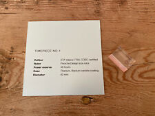 Nouveau - Montre Plaque