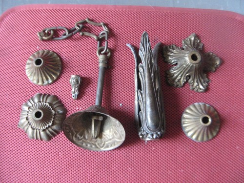 636 lot de pieces - ,