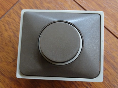 Arnould 1001 raymond - ,
